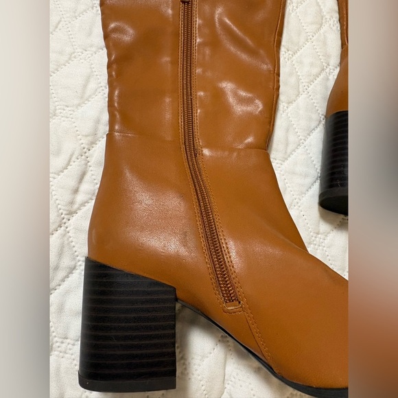 Nordstrom Rack NWOT Brown Leather Knee-High Boots - Picture 4 of 11